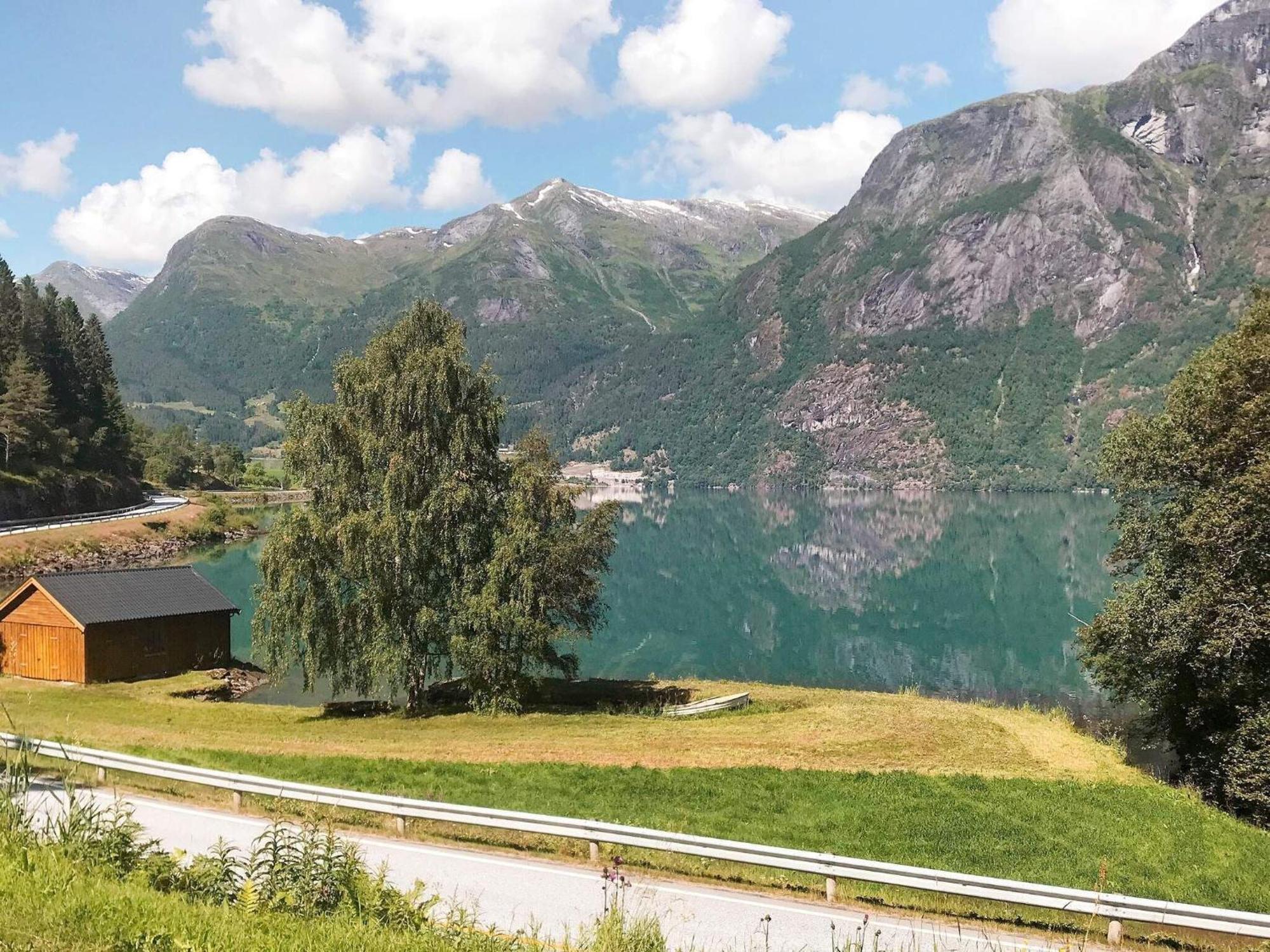 Apartment Stryn Exterior foto